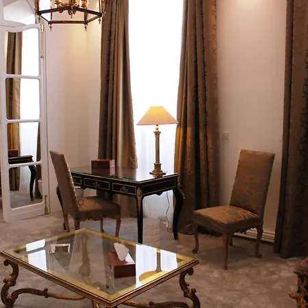 Et D'hotes De La Porte D'arras Bed and Breakfast 4*