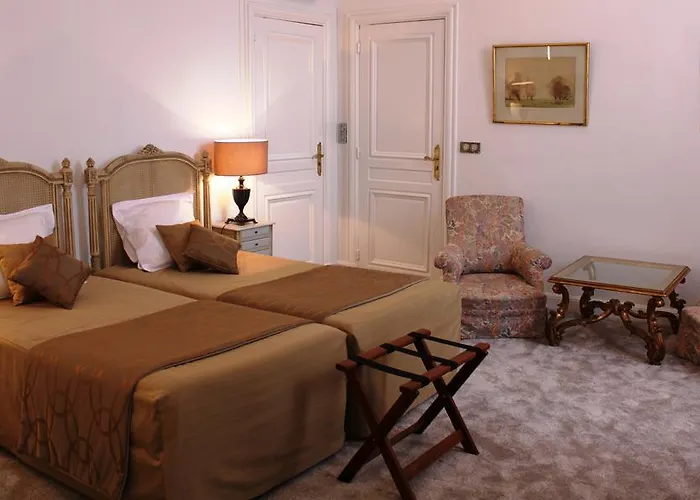 Résidence Et D'hôtes De La Porte D'arras