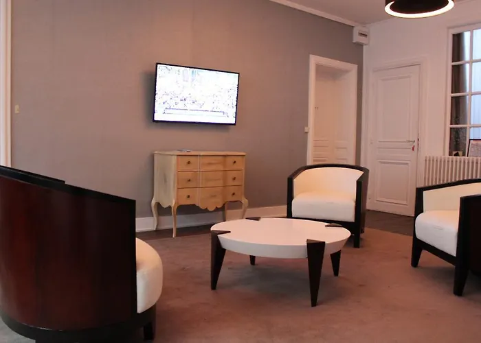 Résidence Et D'hôtes De La Porte D'arras