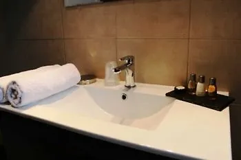 Bed & Breakfast Résidence Et D'hôtes De La Porte D'arras Douai