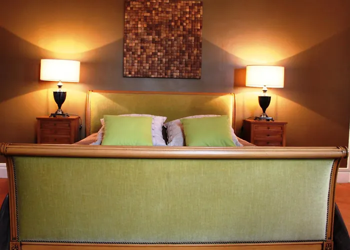 Bed & Breakfast Résidence Et D'hôtes De La Porte D'arras