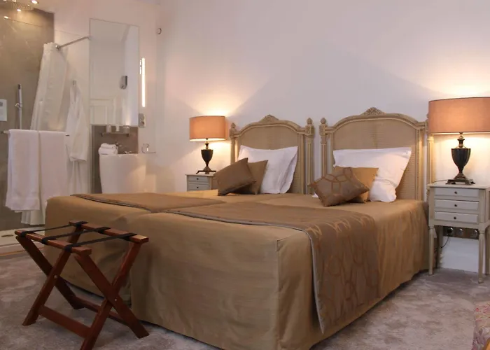 Résidence Et D'hôtes De La Porte D'arras Bed & Breakfast